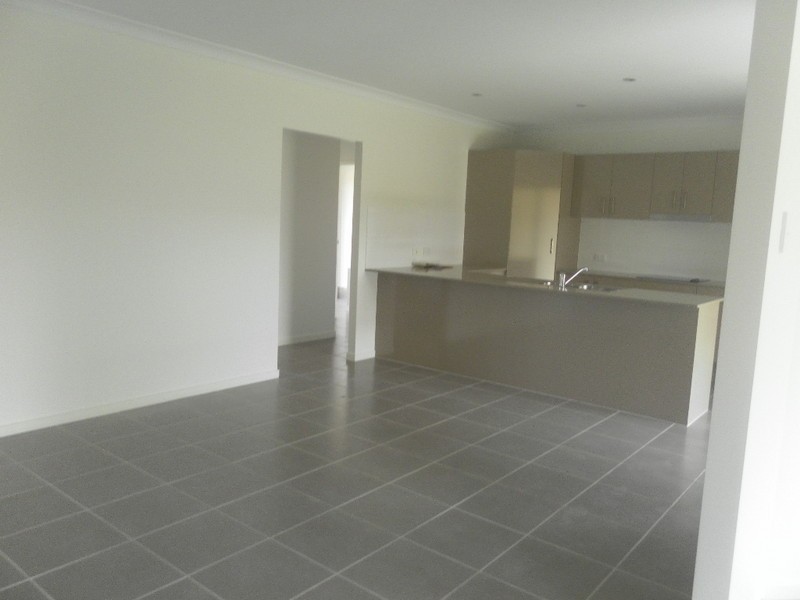 26 Morgan Circuit, Urraween QLD 4655