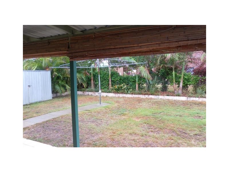 16 Wonga Street, Scarness QLD 4655