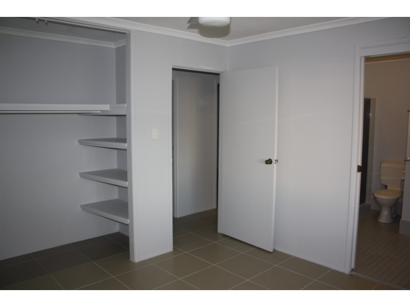109 Hammond Street, Urangan QLD 4655