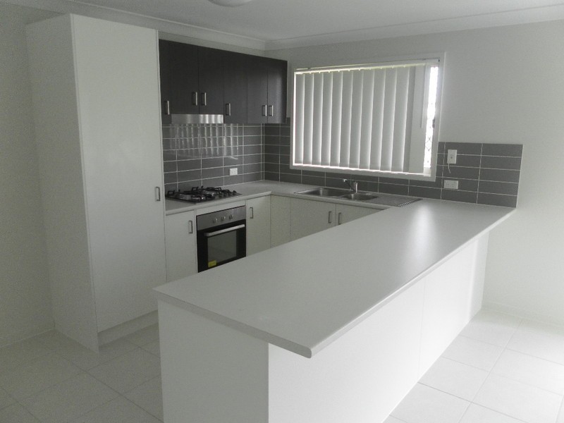 13 Morgan Circuit, Urraween QLD 4655