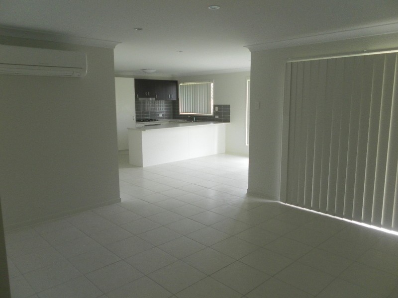 13 Morgan Circuit, Urraween QLD 4655