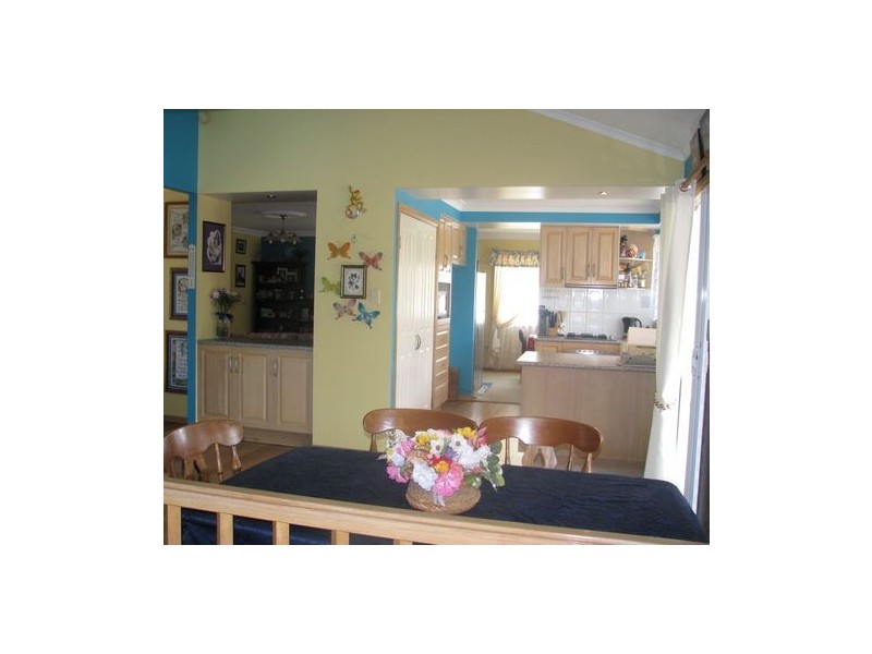 7 Oriole Court, Eli Waters QLD 4655