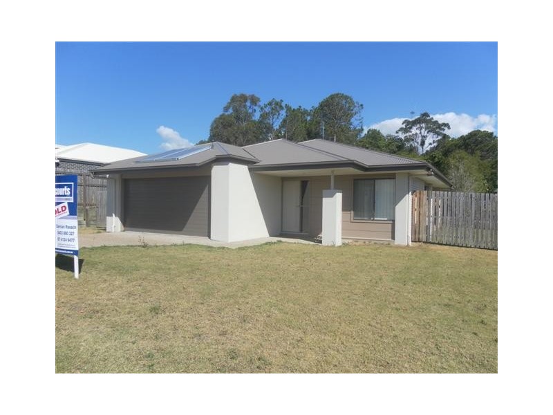 8 Morgan Circuit, Urraween QLD 4655