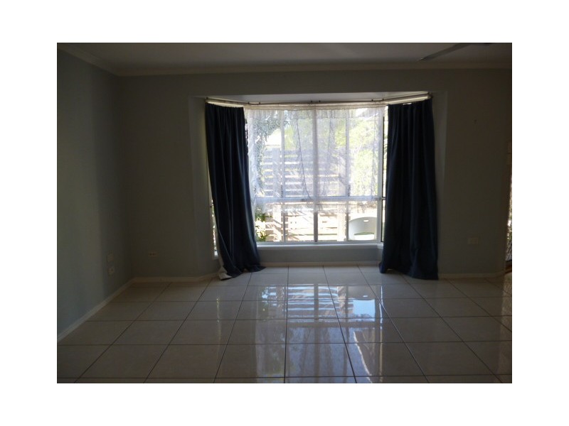 52 Wattle Street, Point Vernon QLD 4655