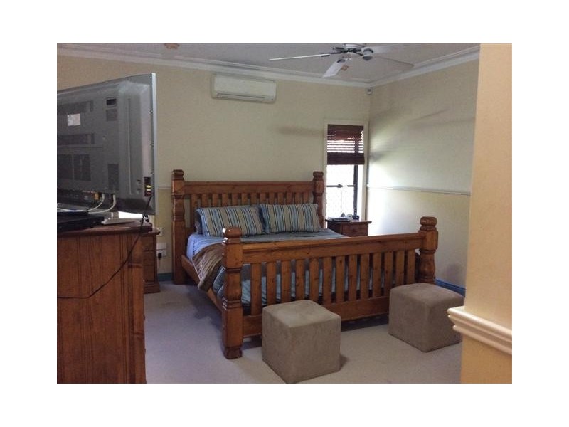 17 Wellington Crescent, Wondunna QLD 4655