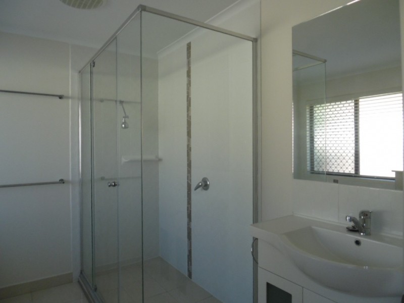 19 Eurong Avenue, Pialba QLD 4655