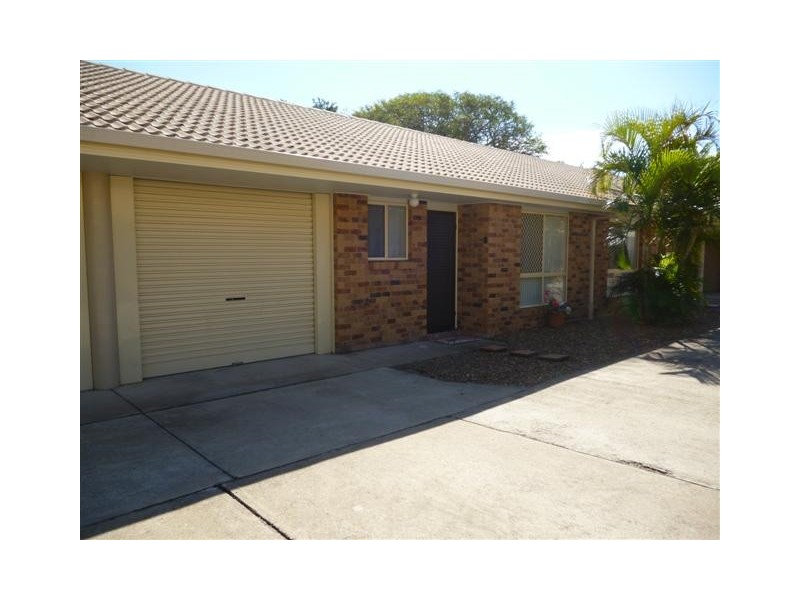 2/70 King Street, Urangan QLD 4655