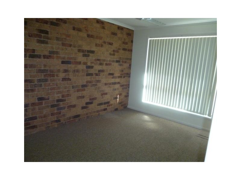 2/70 King Street, Urangan QLD 4655