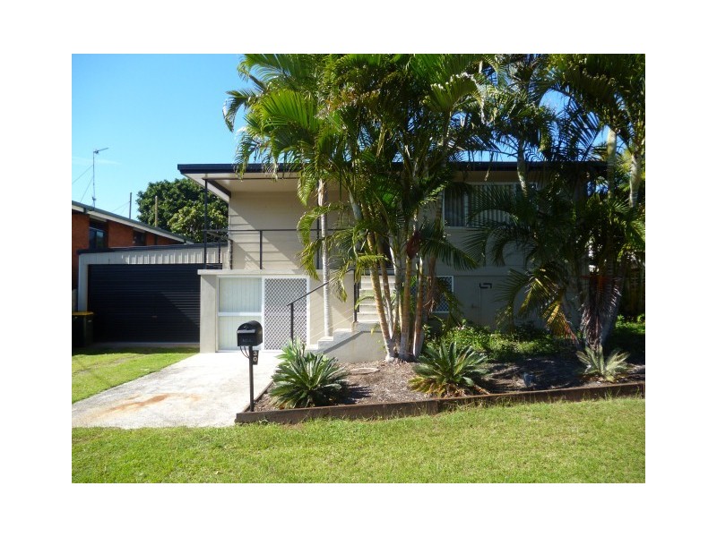 30 Zephyr Street, Scarness QLD 4655