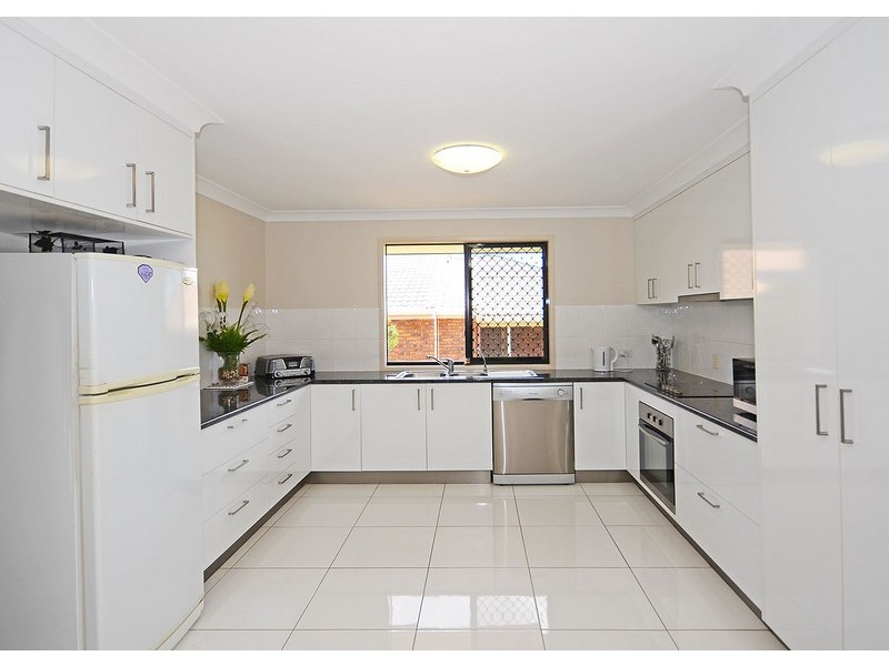 42 Crawford Drive, Dundowran QLD 4655