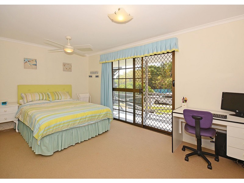 17 Tavistock Street, Torquay QLD 4655