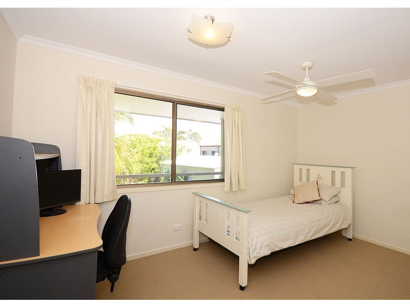 17 Tavistock Street, Torquay QLD 4655