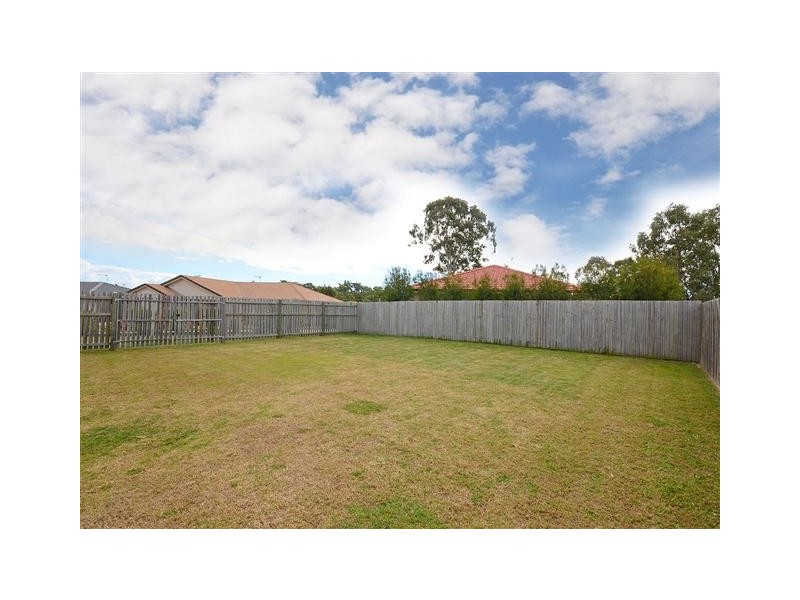 5 Malcolm Court, Point Vernon QLD 4655