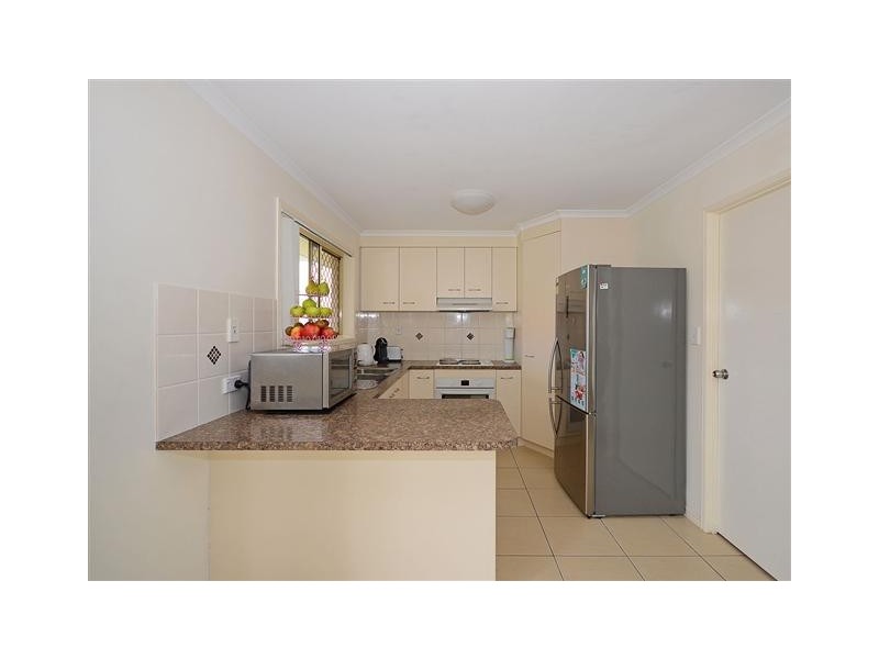 5 Malcolm Court, Point Vernon QLD 4655