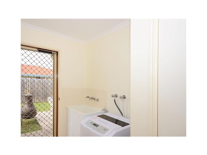 5 Malcolm Court, Point Vernon QLD 4655