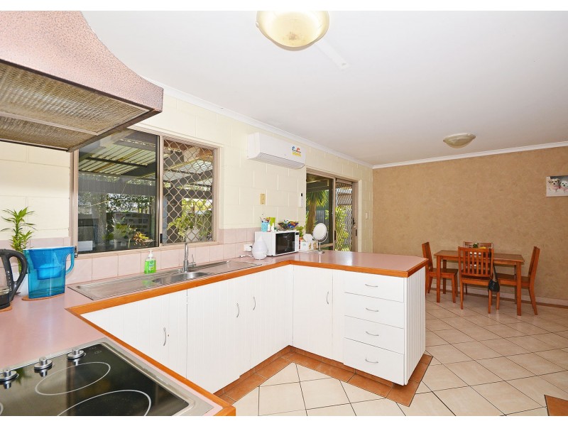 10 Minguin Street, Scarness QLD 4655
