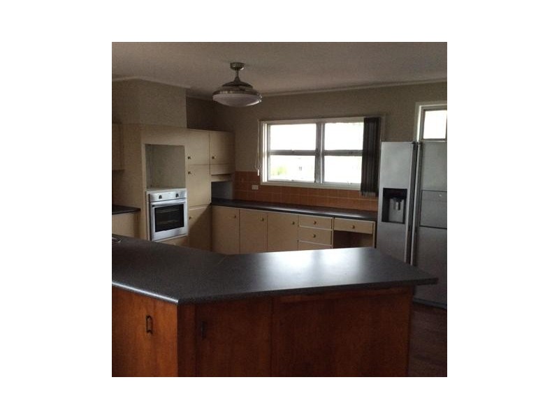 181 Long Street, Point Vernon QLD 4655