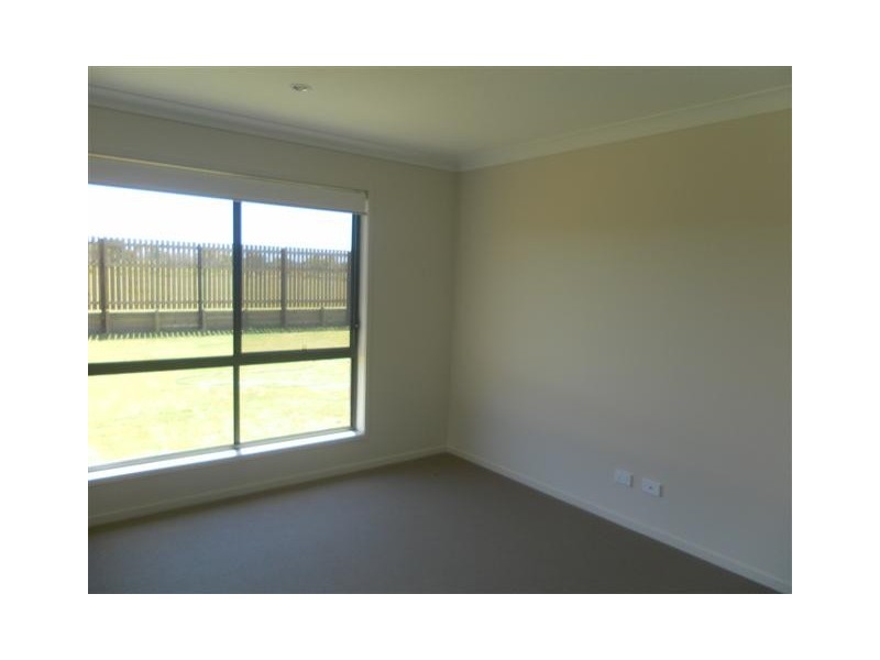29 Bounty Circuit, Eli Waters QLD 4655