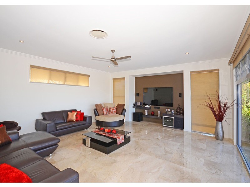 36 Parklands Boulevard, Wondunna QLD 4655
