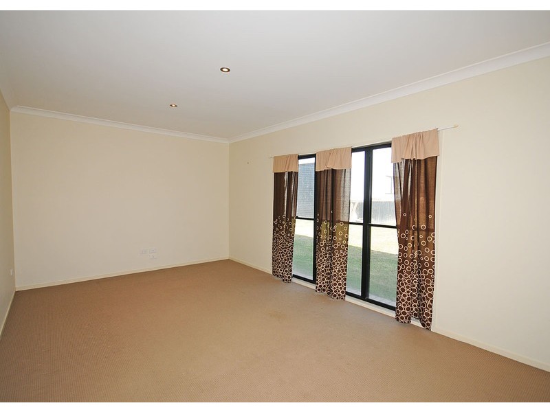 36 Parklands Boulevard, Wondunna QLD 4655