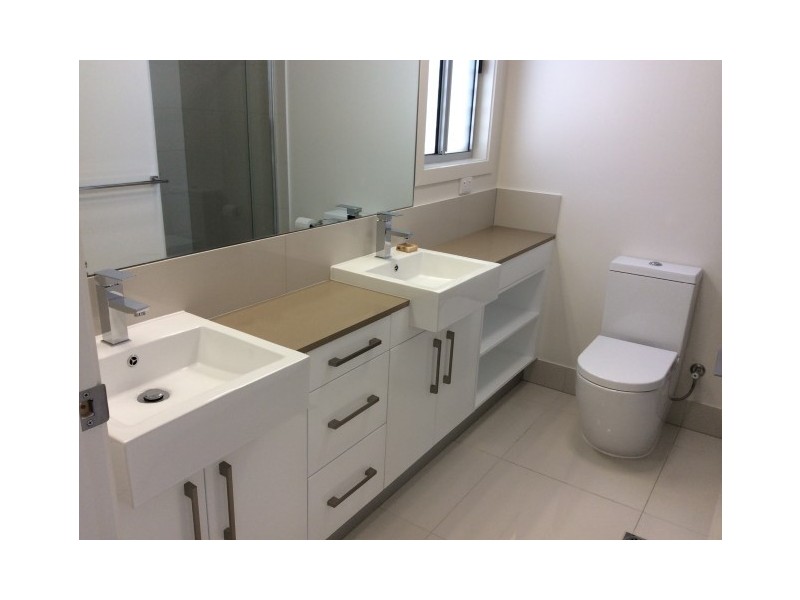 V17/138 Cypress Street, Urangan QLD 4655