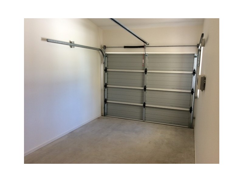 V17/138 Cypress Street, Urangan QLD 4655