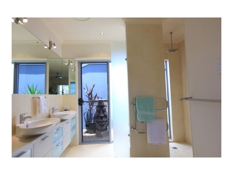 14 Marcocci Street, Urraween QLD 4655