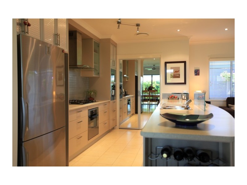 14 Marcocci Street, Urraween QLD 4655