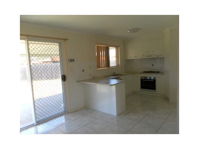 42 Archer Drive, Point Vernon QLD 4655
