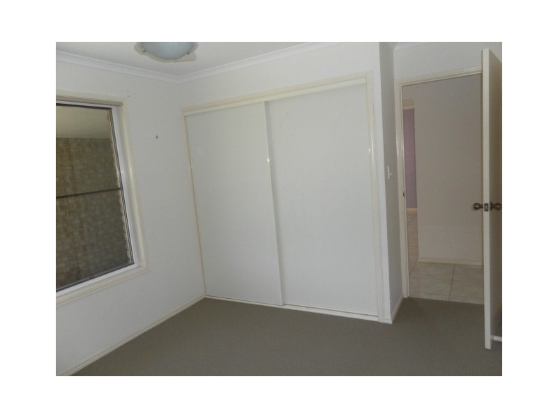 42 Archer Drive, Point Vernon QLD 4655