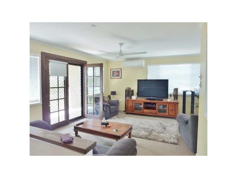 5 White Street, Point Vernon QLD 4655