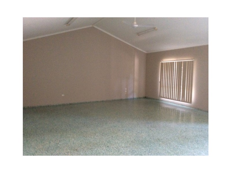 31 Pelican Avenue, Booral QLD 4655