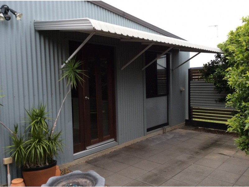 73 Honiton Street, Torquay QLD 4655