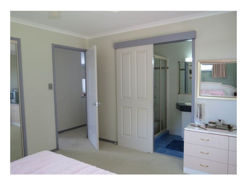 15 Oleander Avenue, Kawungan QLD 4655