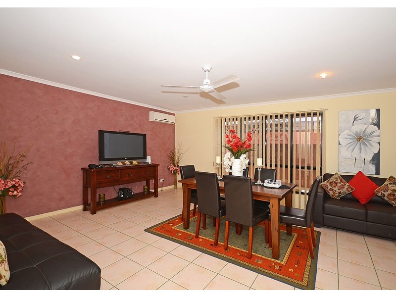 3 Oriole Court, Eli Waters QLD 4655