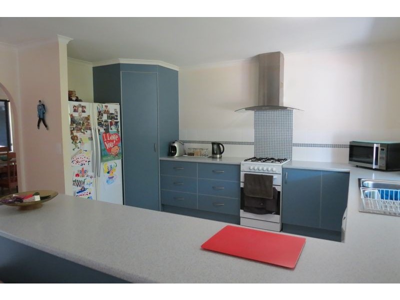 52 Washington Drive, Wondunna QLD 4655