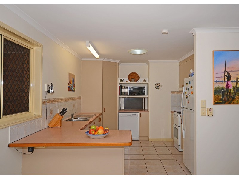 4 Goodwin Avenue, Point Vernon QLD 4655