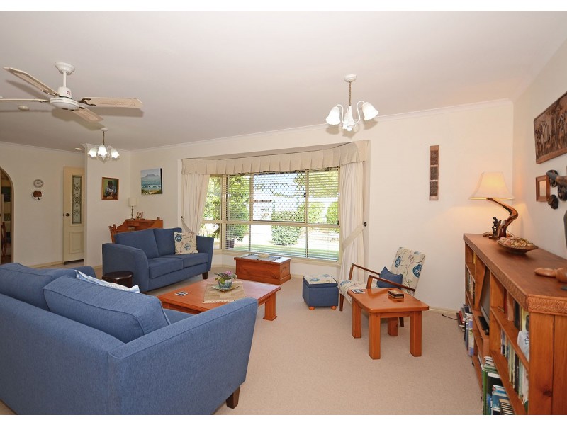 4 Goodwin Avenue, Point Vernon QLD 4655