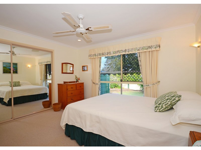 4 Goodwin Avenue, Point Vernon QLD 4655