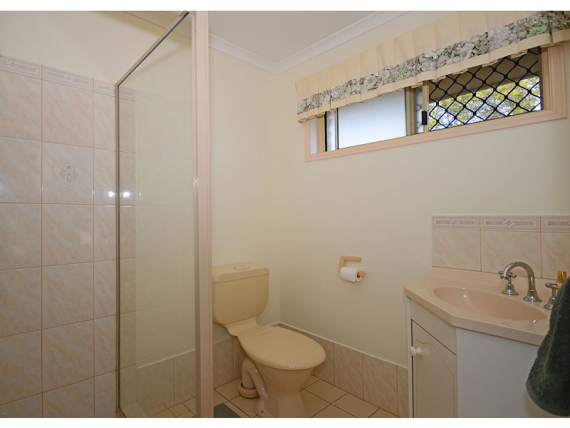 4 Goodwin Avenue, Point Vernon QLD 4655