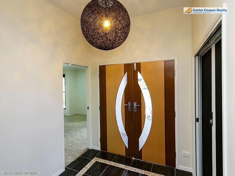 7 Bramble Court, Urraween QLD 4655