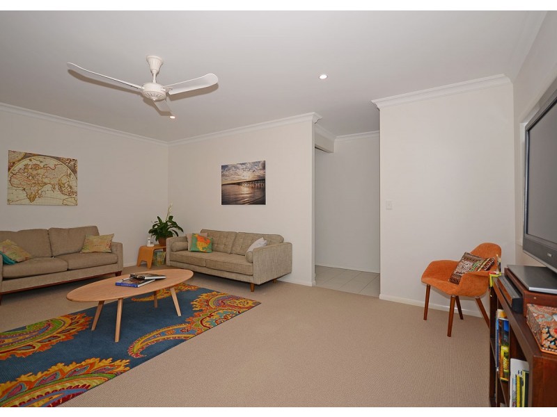 12 Daydream Court, Kawungan QLD 4655