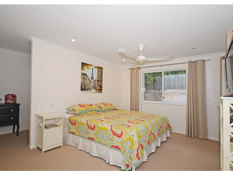 12 Daydream Court, Kawungan QLD 4655