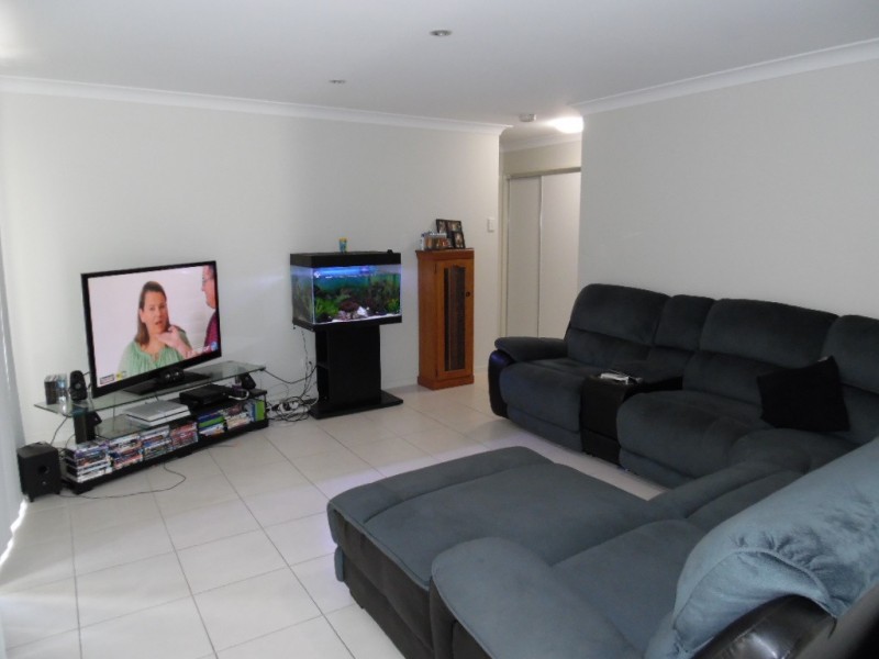 13 Morgan Circuit, Urraween QLD 4655