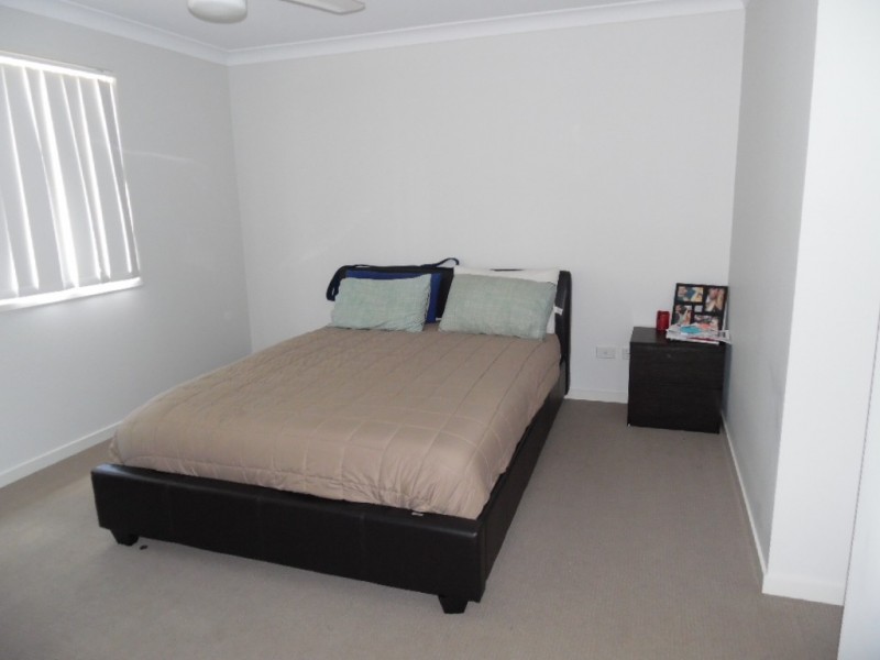 13 Morgan Circuit, Urraween QLD 4655