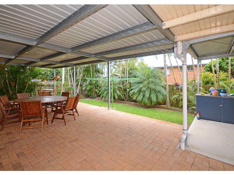 13 Ungowa Avenue, Pialba QLD 4655