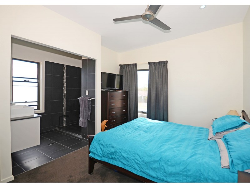72 Ibis Boulevard, Eli Waters QLD 4655