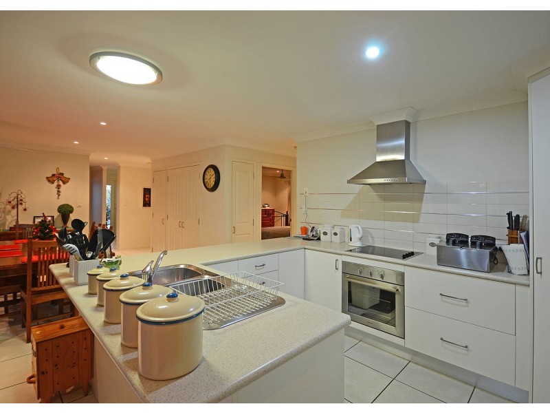 23 Kestrel Court, Eli Waters QLD 4655