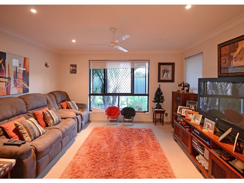 23 Kestrel Court, Eli Waters QLD 4655