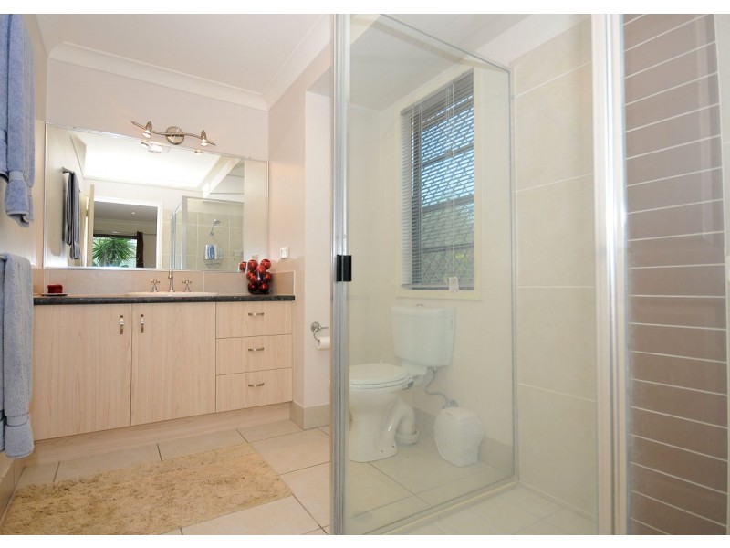 23 Kestrel Court, Eli Waters QLD 4655